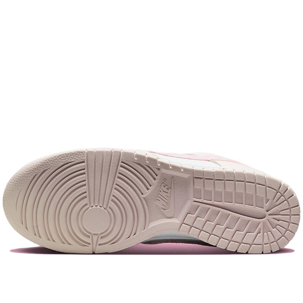 Dunk Low Pink Paisley Women