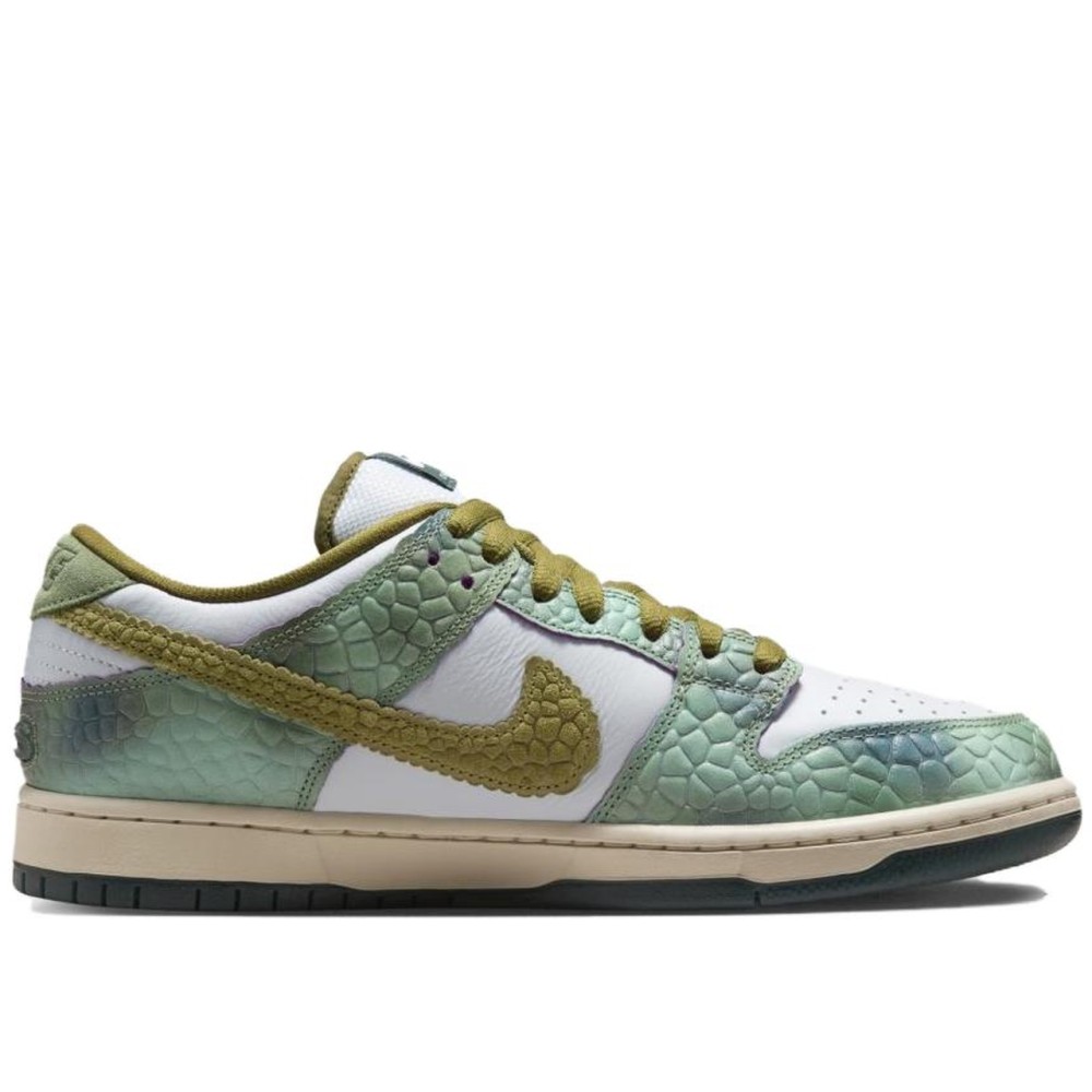Dunk Low Sb Alexis Sablone Chameleon