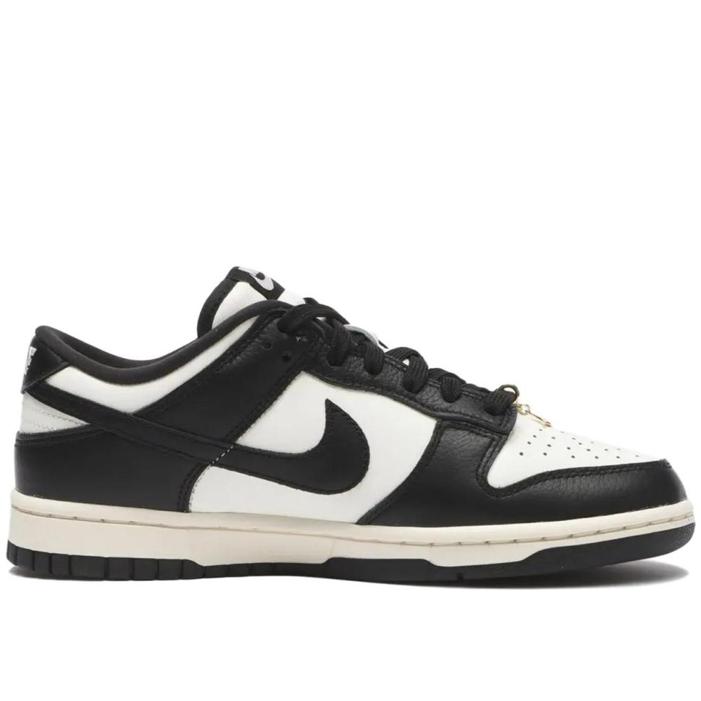 Dunk Low Women Black White