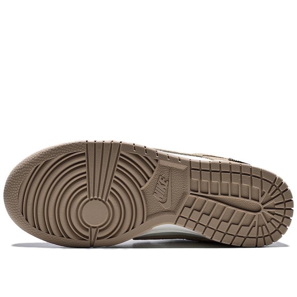 Dunk Low Women White Umber