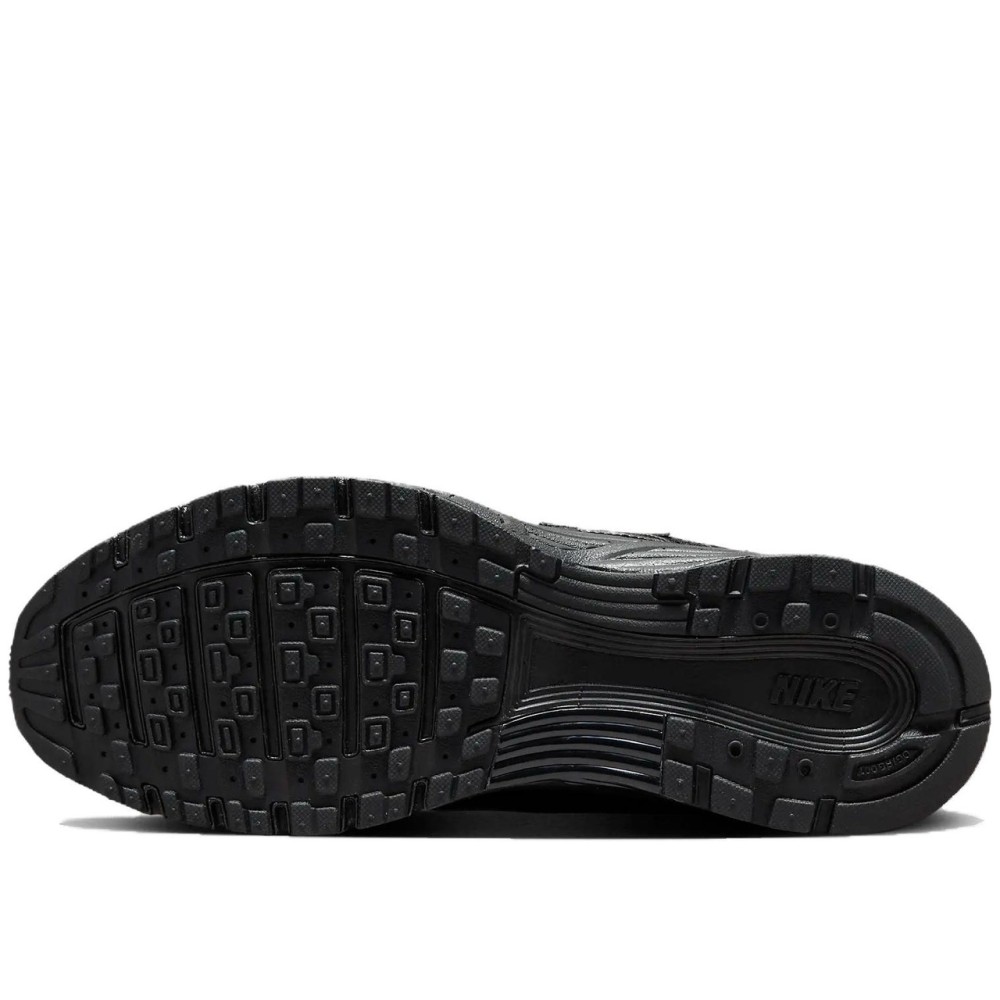 P 6000 Trk3 Black White