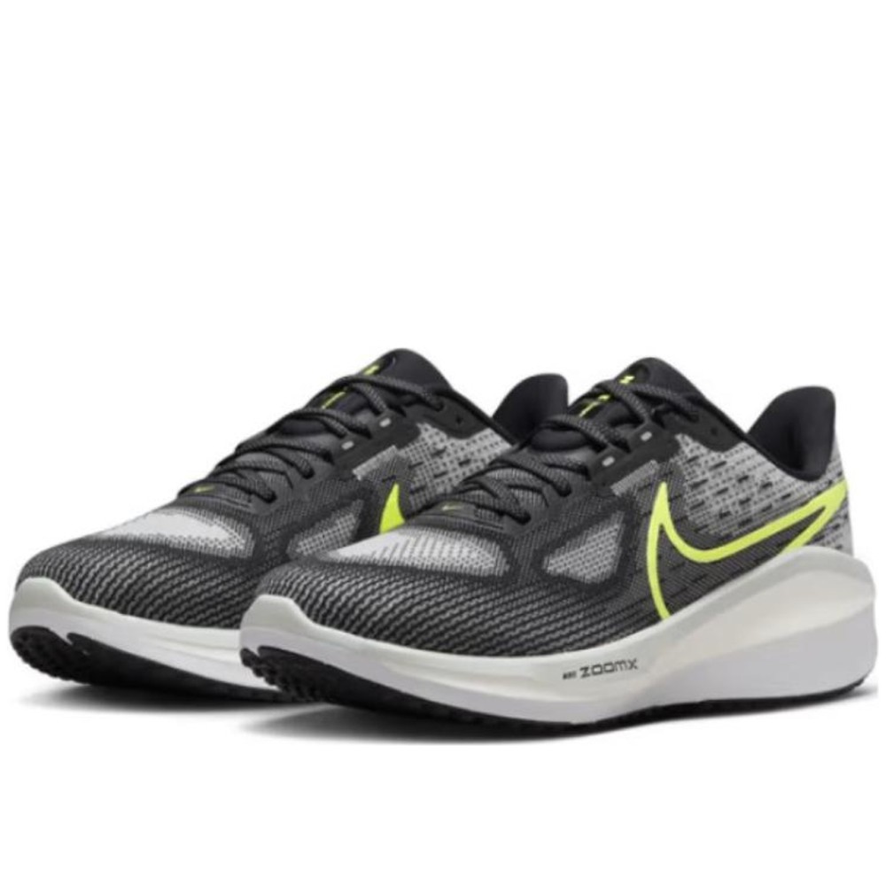 Air Zoom Vomero 17 Black Volt
