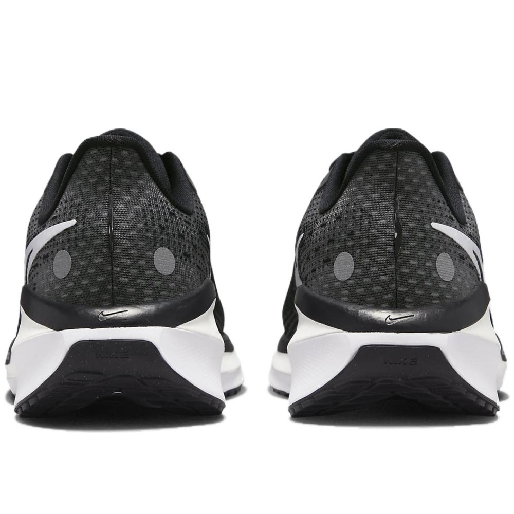 Air Zoom Vomero 17 Black White