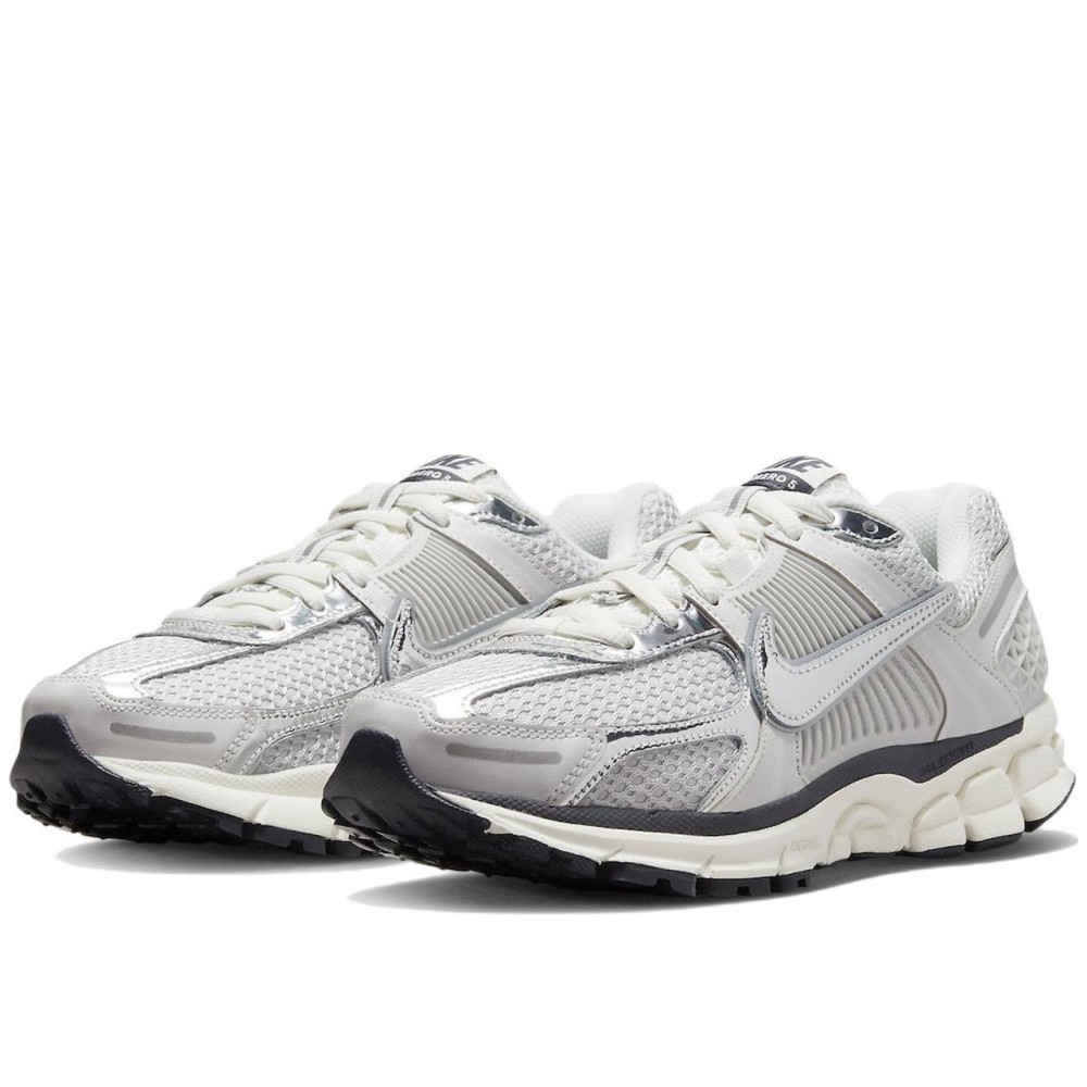 Air Zoom Vomero 5 Photon Dust Metallic Silver Women