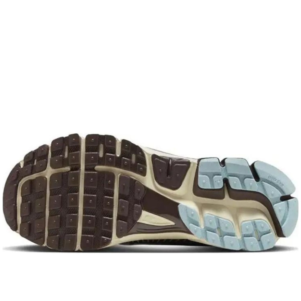 Air Zoom Vomero 5 Earth Fossil Brown Women