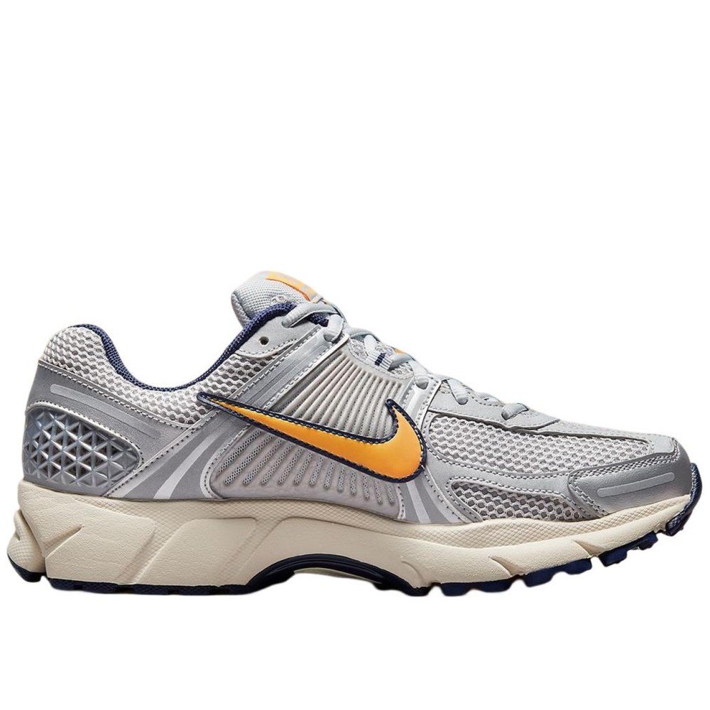 Zoom Vomero 5 Pure Platinum Laser Orange