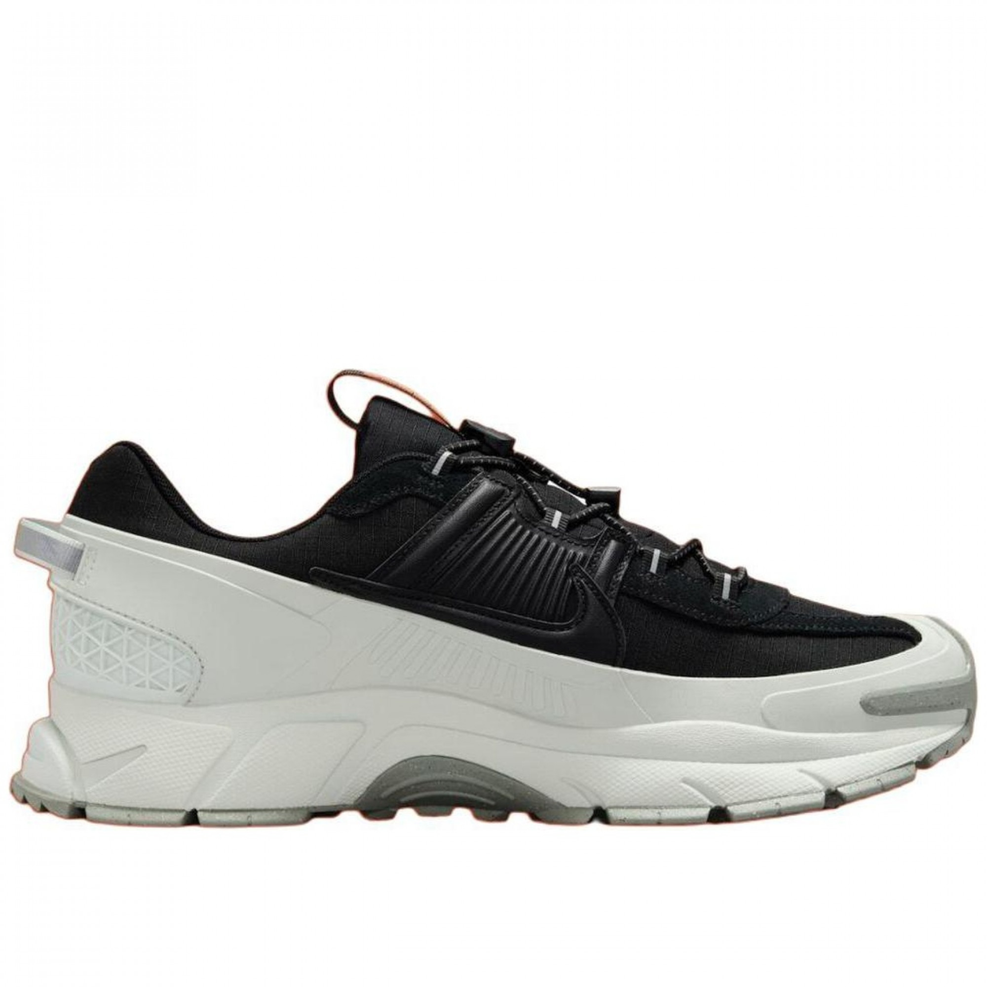 Zoom Vomero 5 Roam Black Light Silver