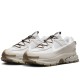 Zoom Vomero Roam College Grey White Gum