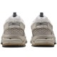 Zoom Vomero Roam College Grey White Gum