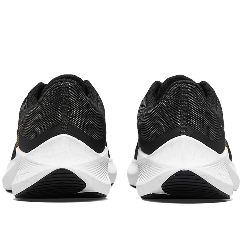 Air Zoom Winflo 8 Black Metallic Gold
