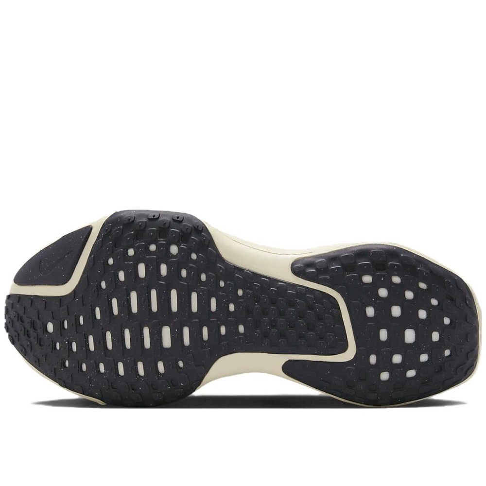 Zoomx Invincible Run 3 Light Cream