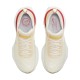 Zoomx Invincible Run 3 Light Cream Topaz Gold Sea Coral Women
