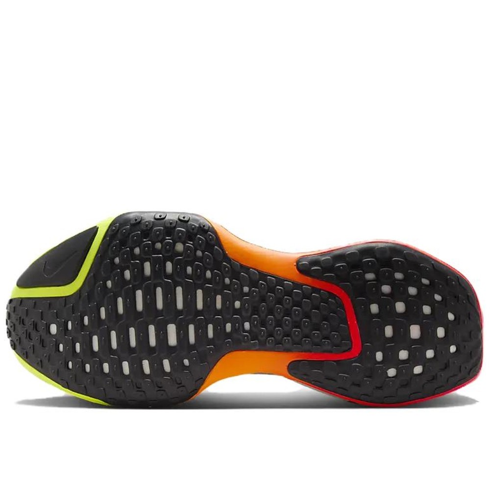 Zoomx Invincible Run 3 Bright Crimson