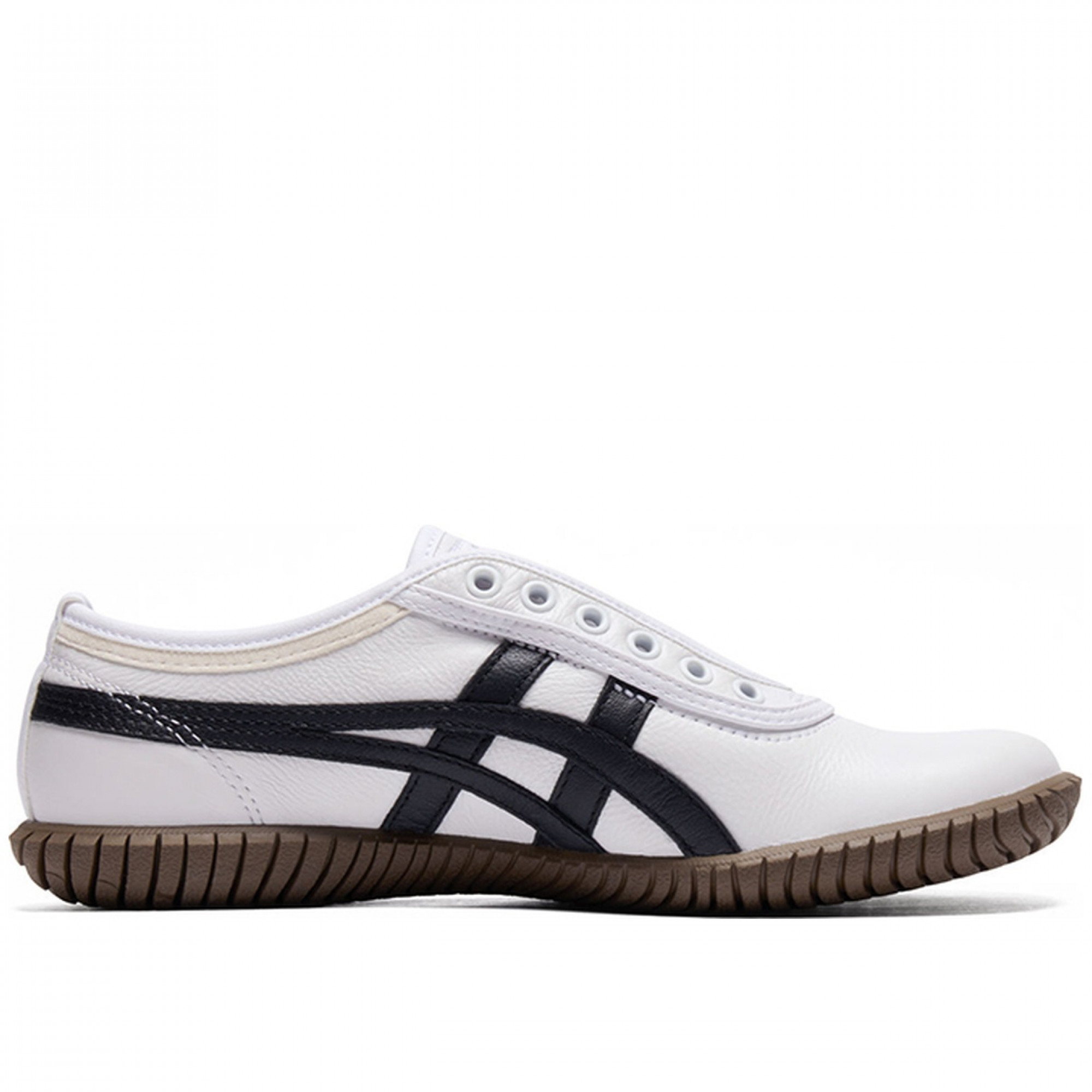 Tsunahiki Slip-On White Black