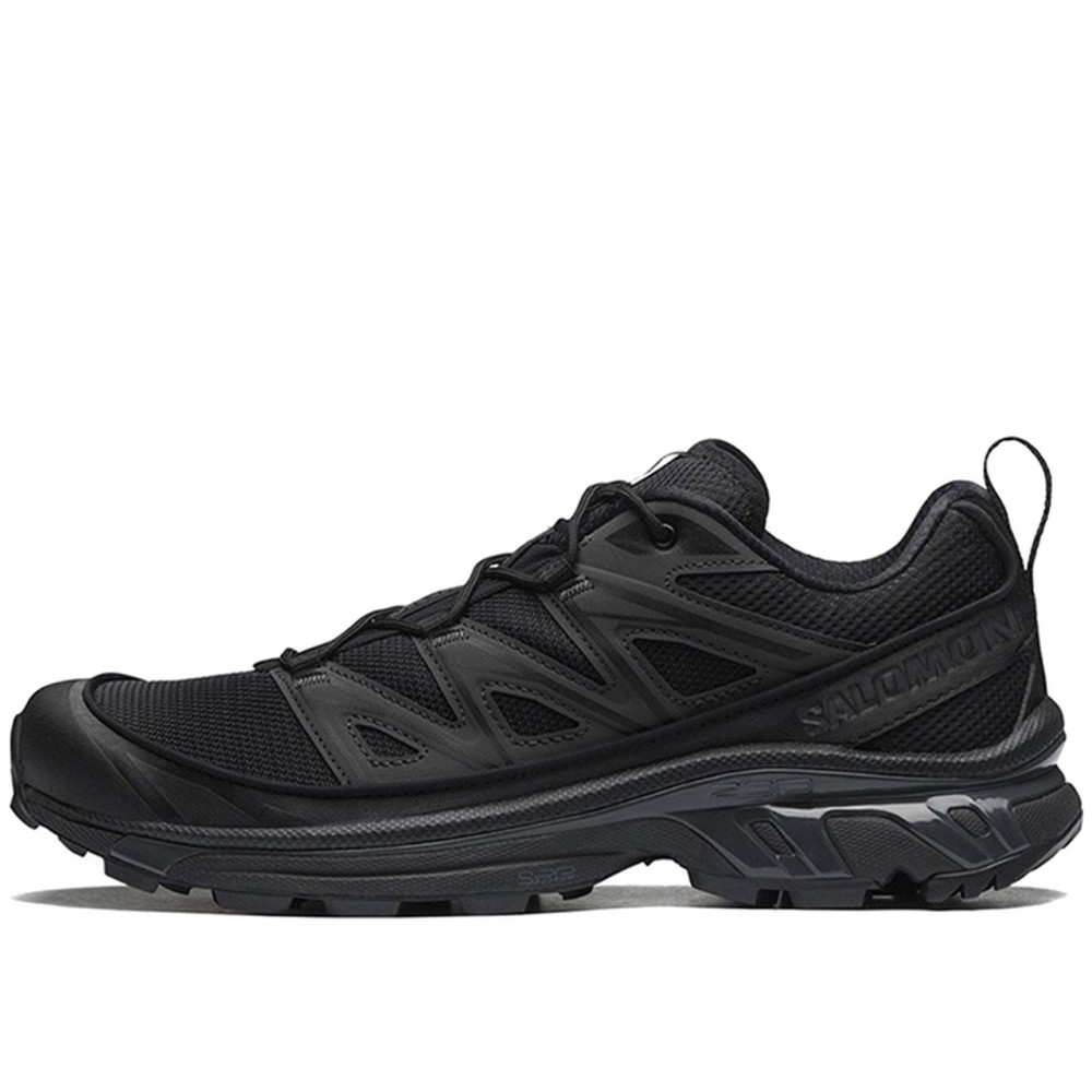 XT-6 Triple Black