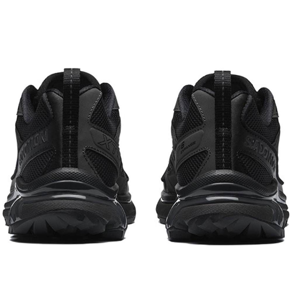 XT-6 Triple Black