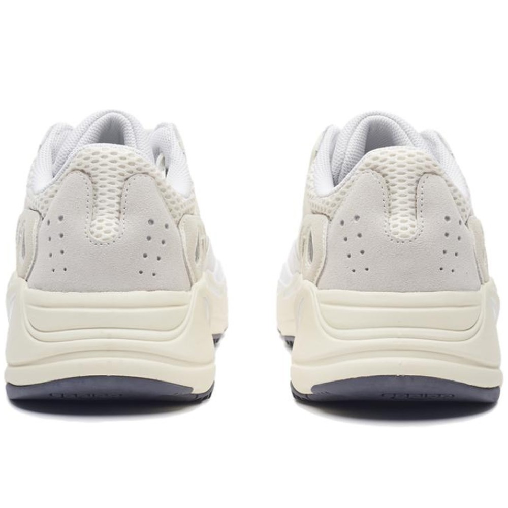 Yeezy Yeezy Boost 700 Analog Sneakers