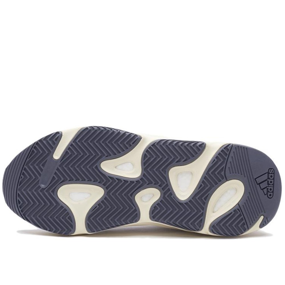 Yeezy Yeezy Boost 700 Analog Sneakers