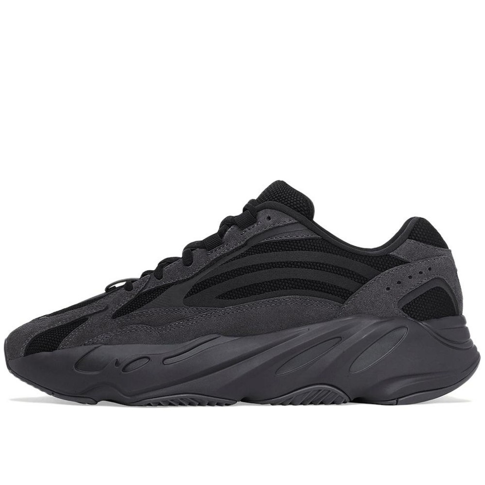 Yeezy Boost 700 V2 Vanta 2022