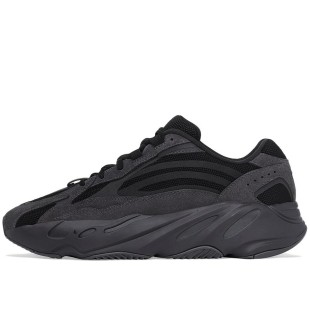 Yeezy Boost 700 V2 Vanta 2022