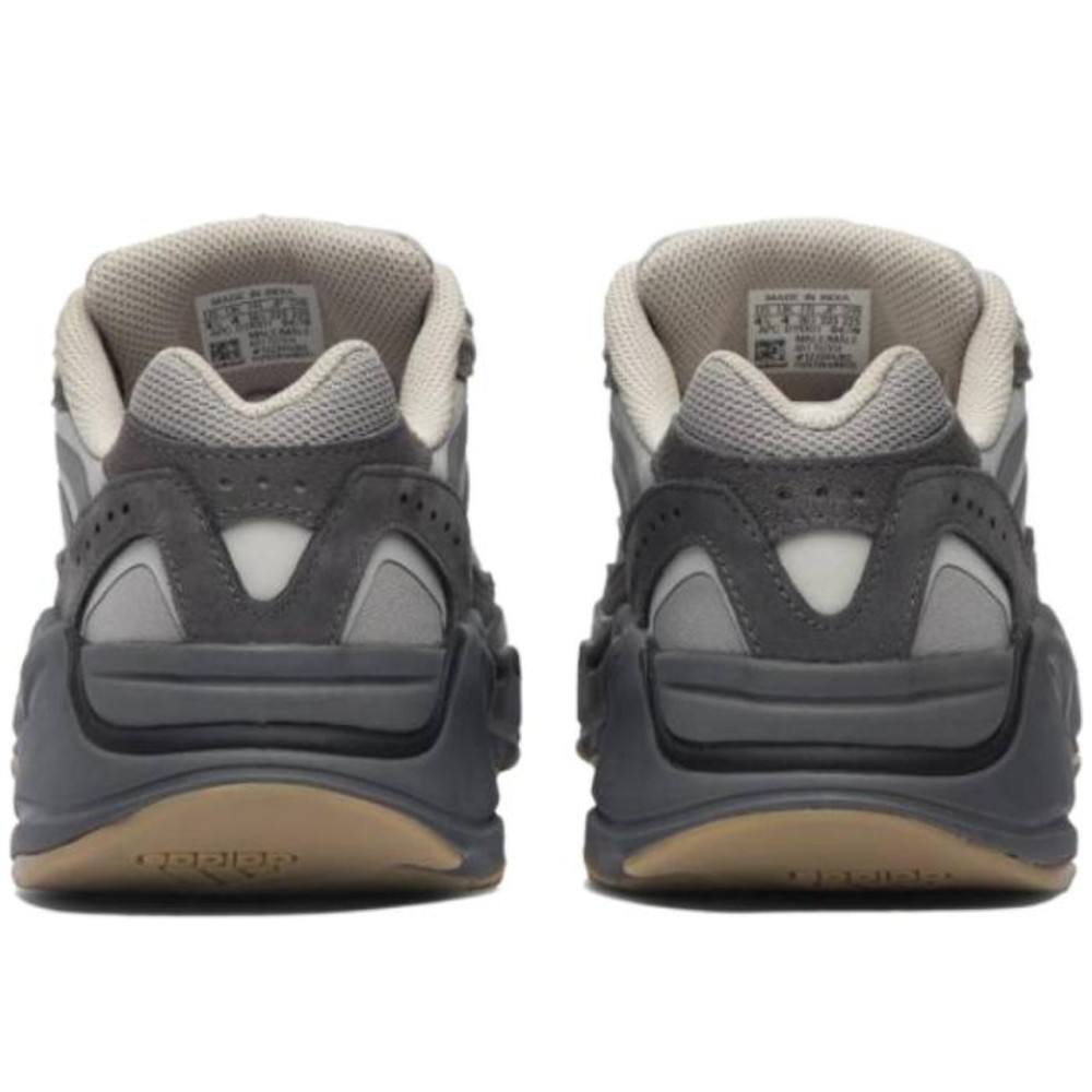 Originals Yeezy Boost 700 V2 Tephra